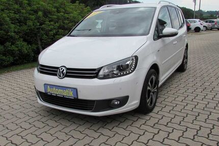 VW Touran 93.300 km 10.490 &euro; Kronach OT Knellendorf 96317