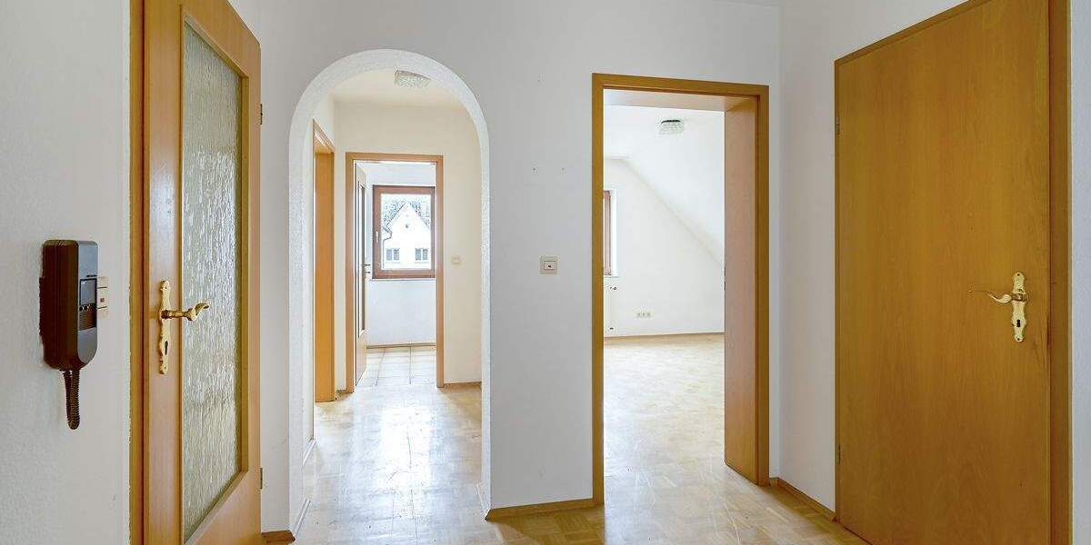 Mehrfamilienhaus, Wohnhaus Karlsruhe / Daxlanden Daxlanden - 8 Zimmer, 245 m&sup2;, 469.000&euro; | Angebot:25862353