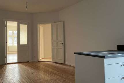 Wohnung zum Mieten in Berlin 2.397,35 € 142 m² 5 zimmer