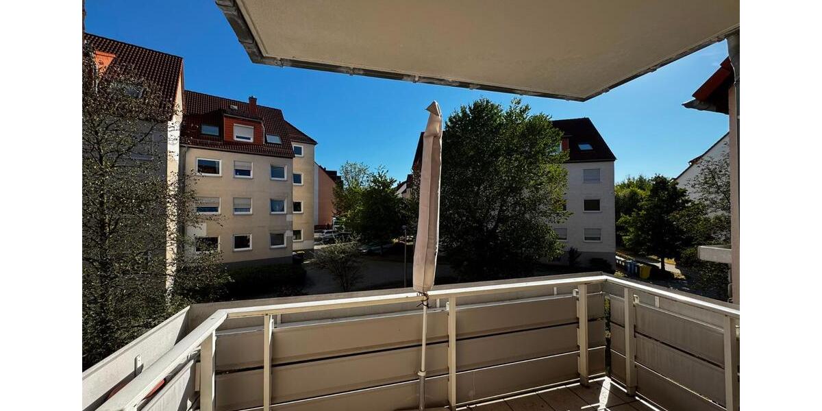 Etagenwohnung Zwickau Auerbach - 3 Zimmer, 70 m&sup2;, 95.000&euro; | Angebot:27455237