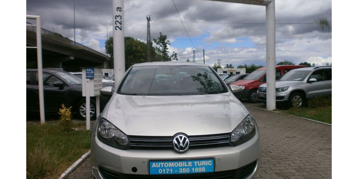 VW Golf 86.000 km 5.900 &euro; München OT Trudering-Riem 81825