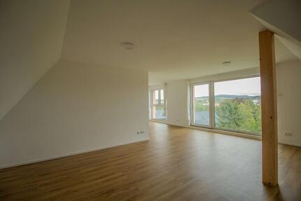 junges 2-Zimmer-Appartement mit phantastischem Ausblick - Erstbezug - KEINE Heizkosten !!! zimmer