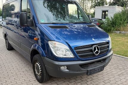 Mercedes-Benz Sprinter 223.758 km 6.900 &euro; München OT Trudering-Riem 81825