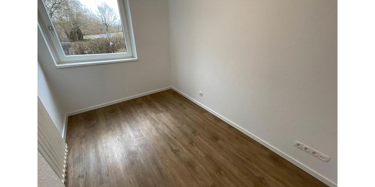 Erdgeschoßwohnung Lübeck Sankt Lorenz Nord - 2.5 Zimmer, 60 m&sup2;, 579&euro; | Angebot:26067920
