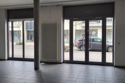 Attraktive Gewerbemieteinheit in Neustrelitz, Strelitzer Straße zimmer