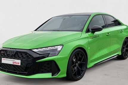 Audi RS3 1.132 km 77.770 &euro; Wesel 46483