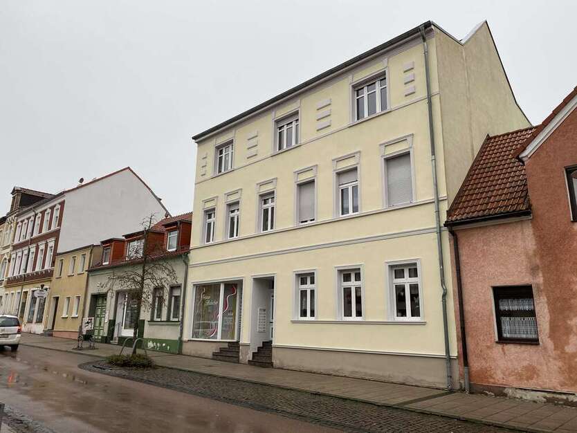 Wohnung zum Mieten in Dessau-Roßlau 355 € 60.57 m²