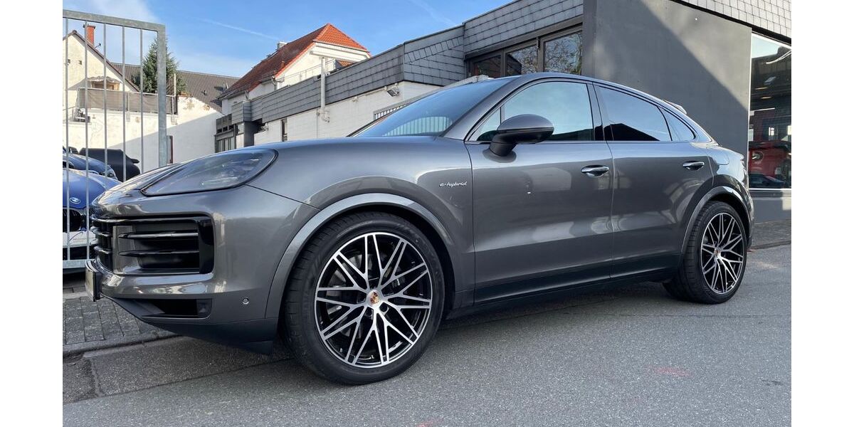 Porsche Cayenne 7.500 km 128.990 &euro; Flörsheim am Main 65439
