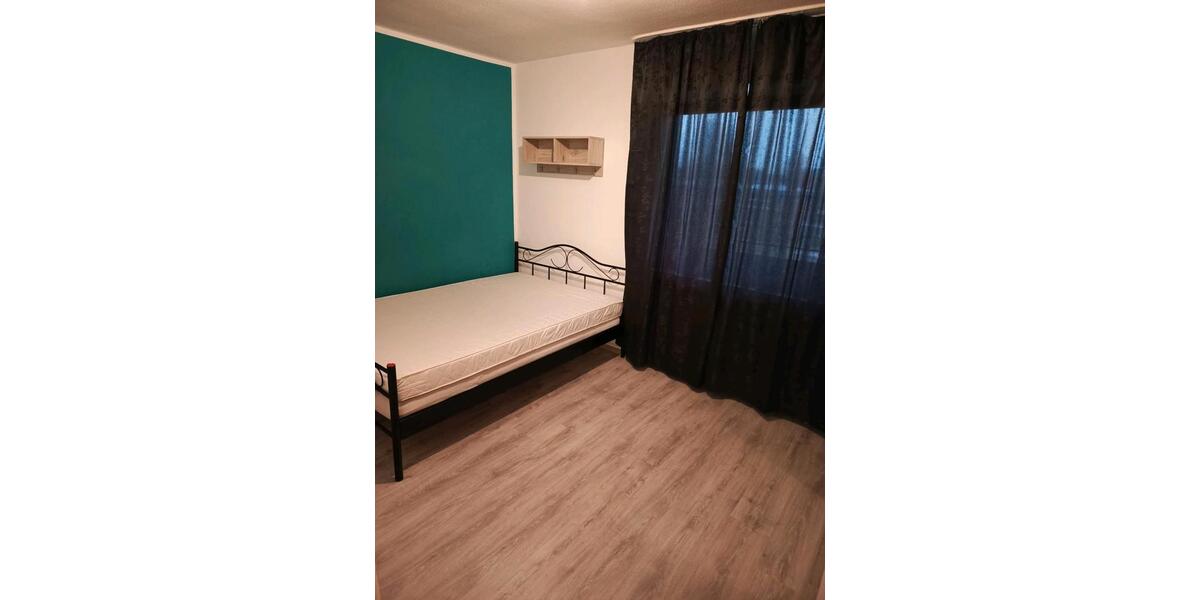 Etagenwohnung Neumünster - 2 Zimmer, 14 m&sup2;, 450&euro; | Angebot:25452956