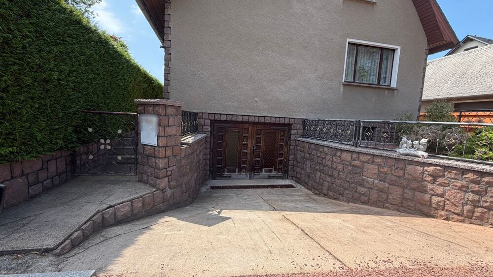 Einfamilienhaus mit großem Grundstück und vielseitigem Nebengebäude in ruhiger Lage - Einfamilienhaus Königshain-Wiederau Wiederau | Angebot:27034224