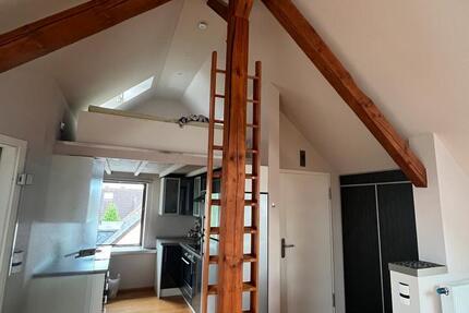 1,5-Zimmer-DG-Wohnung mit EBK in Mülheim Speldorf