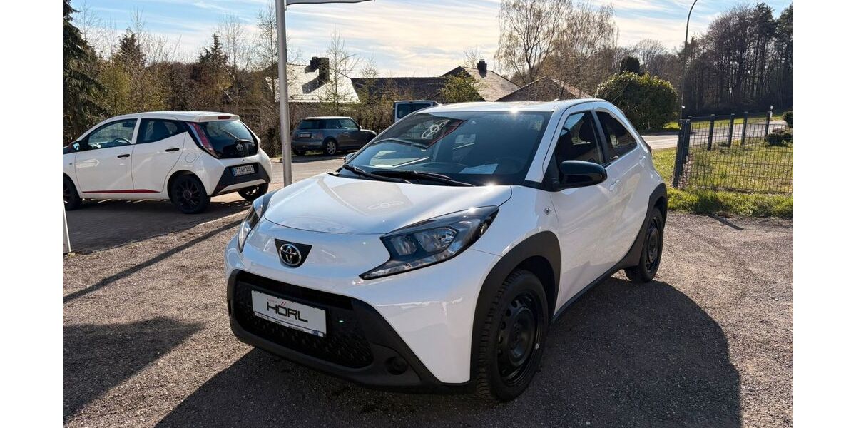 Toyota Aygo (X) 64.866 km 13.980 &euro; Betzenstein 91282