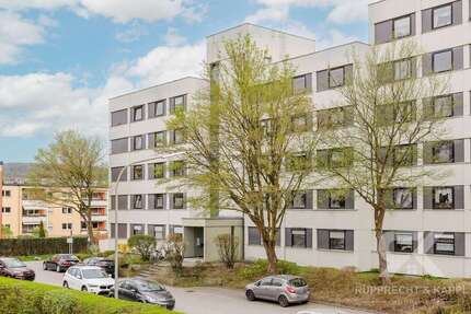 Wohnung zum Kaufen in Weiden in der Oberpfalz 189.000 € 83 m² 4 zimmer