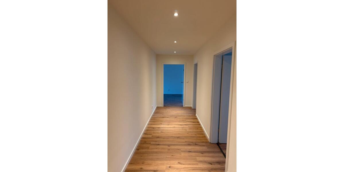 Kernsanierte 4 Zimmer Wohnung 4 zimmer