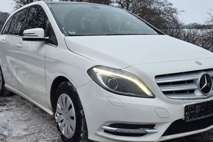 Mercedes-Benz B 180 378.589 km 3.850 &euro; Osdorf 24251