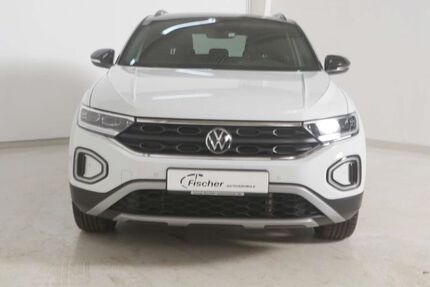 VW T-Roc 26.919 km 28.940 &euro; Pilsach 92367