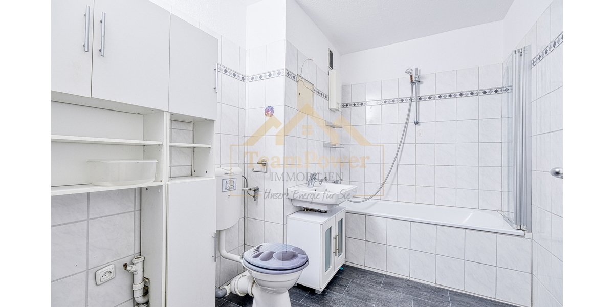 Altersgerechte Wohnung mit Fahrstuhl und Balkon - Etagenwohnung Bad Bramstedt | Angebot:25365835