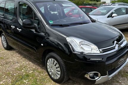 Citroen Berlingo 156.839 km 9.212 € Ahrensbök 23623