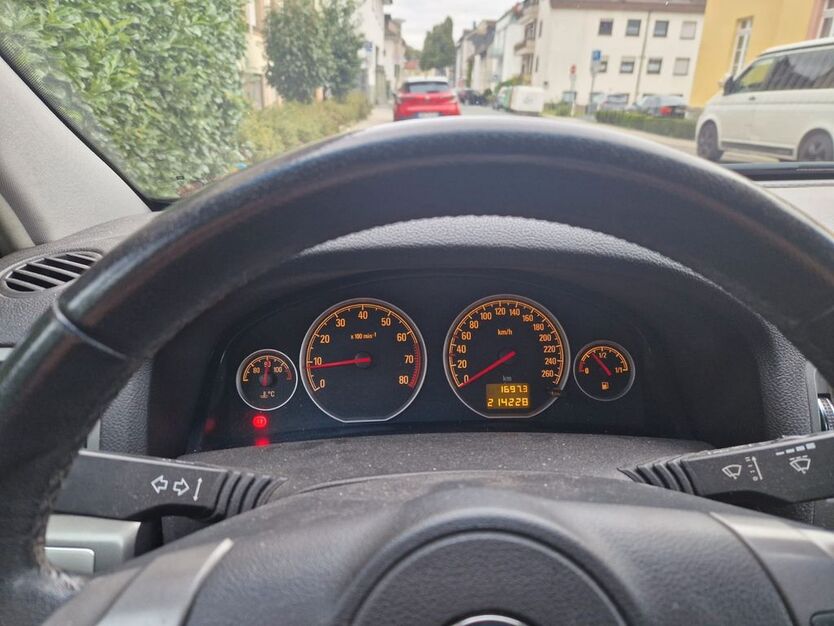 Opel Vectra 214.228 km 2.800 € Menden (Sauerland) 58706