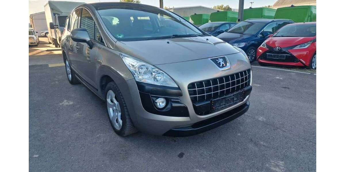 Peugeot 3008 82.259 km 4.900 € Berlin 13055