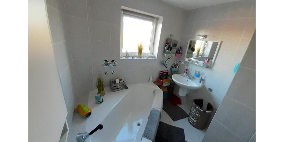 Etagenwohnung Lübz - 3 Zimmer, 70 m&sup2;, 620&euro; | Angebot:23570273