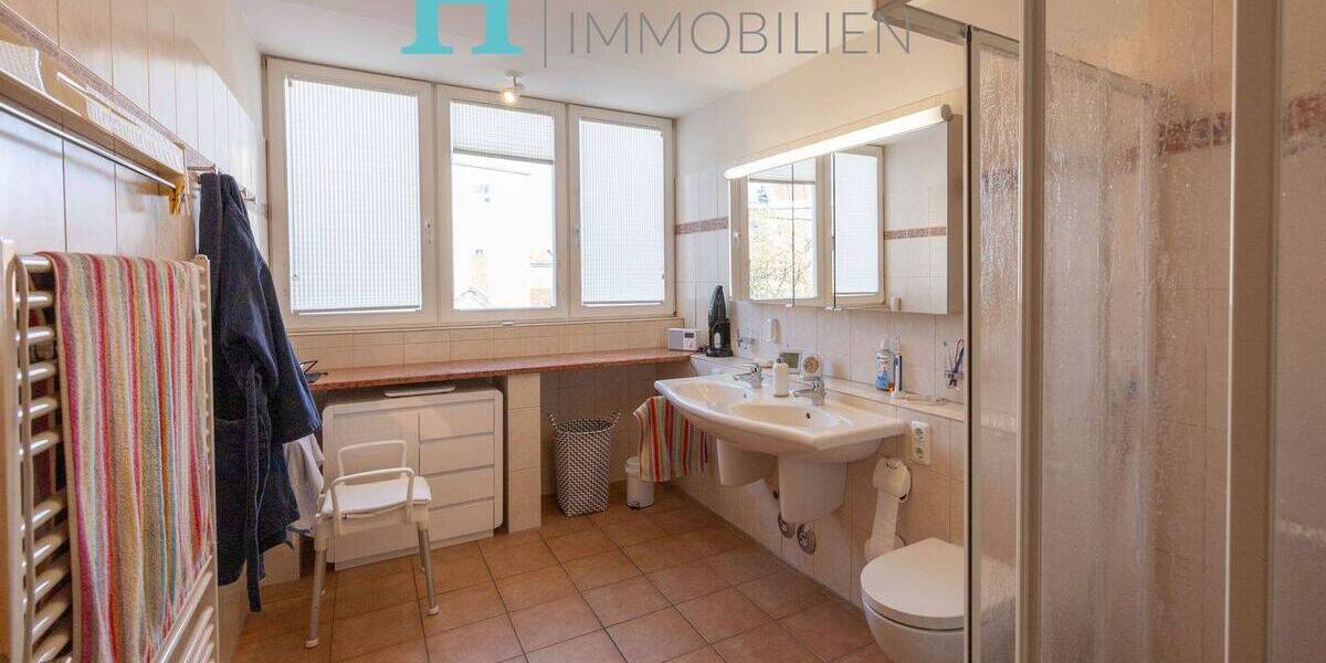 Etagenwohnung Rellingen - 4 Zimmer, 125 m&sup2;, 690.000&euro; | Angebot:26257376