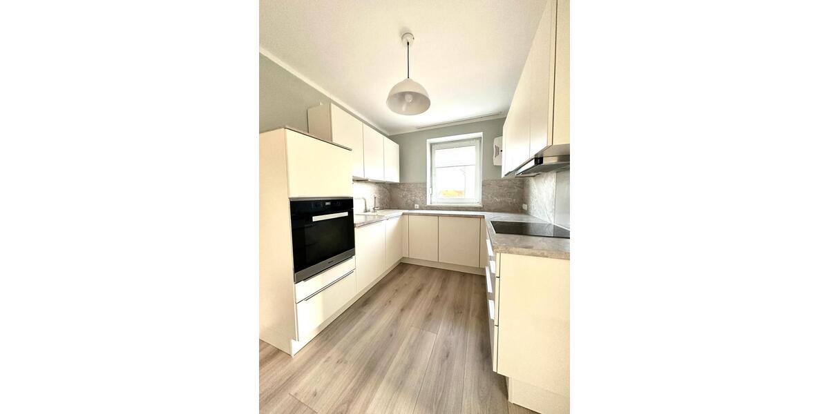 Etagenwohnung Vilsbiburg - 4 Zimmer, 100 m&sup2;, 900&euro; | Angebot:26420650