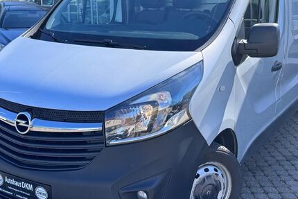 Opel Vivaro 166.977 km 9.499 &euro; Bickenbach 64404