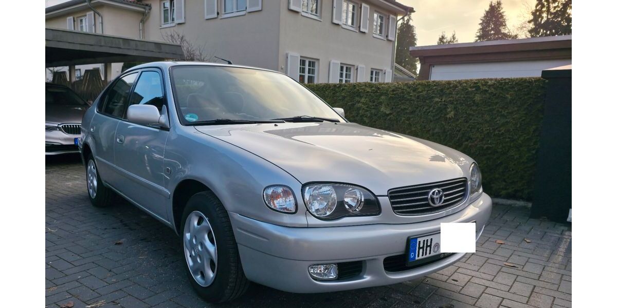 Toyota Corolla 38.850 km 5.400 &euro; Hamburg 22391