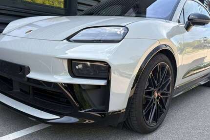 Porsche Macan 6.780 km 111.700 &euro; Passau 94032