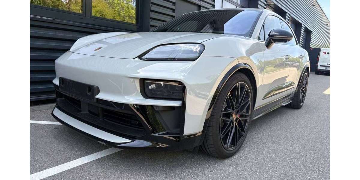 Porsche Macan 6.780 km 111.700 &euro; Passau 94032