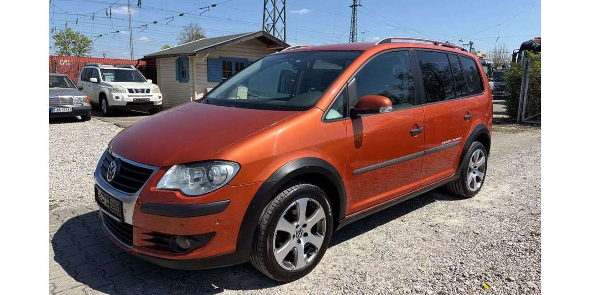 VW Touran 167.000 km 5.790 &euro; München 81825