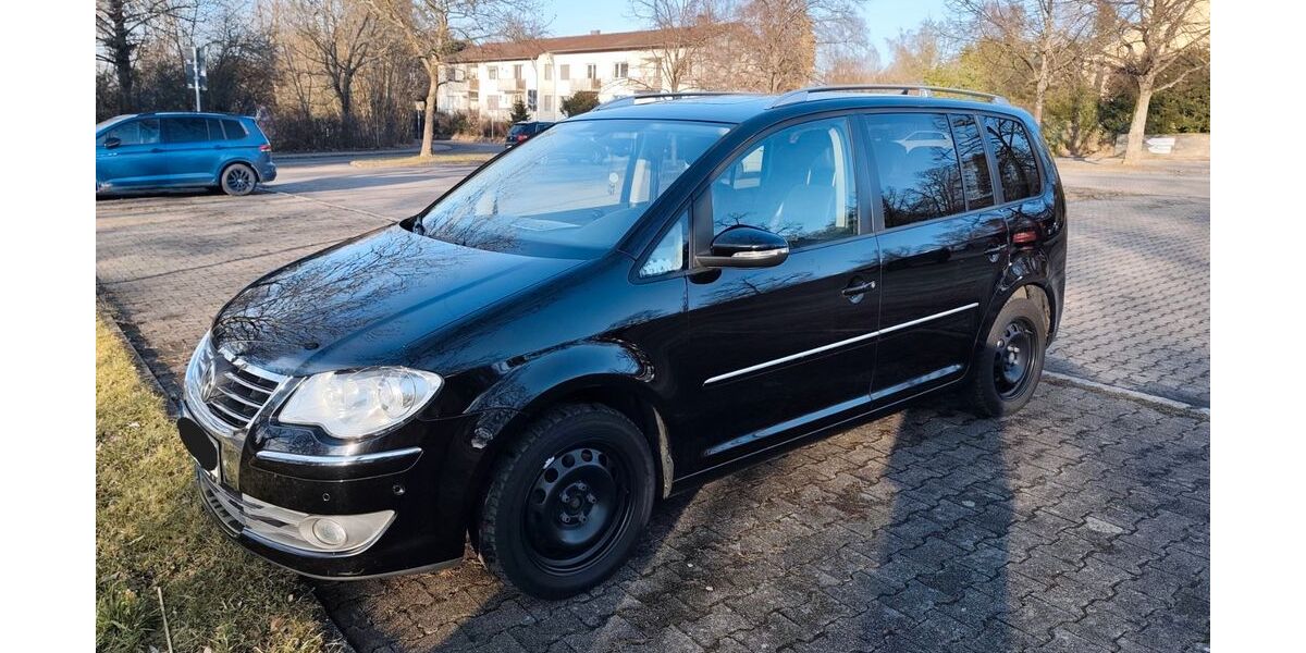 VW Touran 145.000 km 9.200 &euro; Ispringen 75228