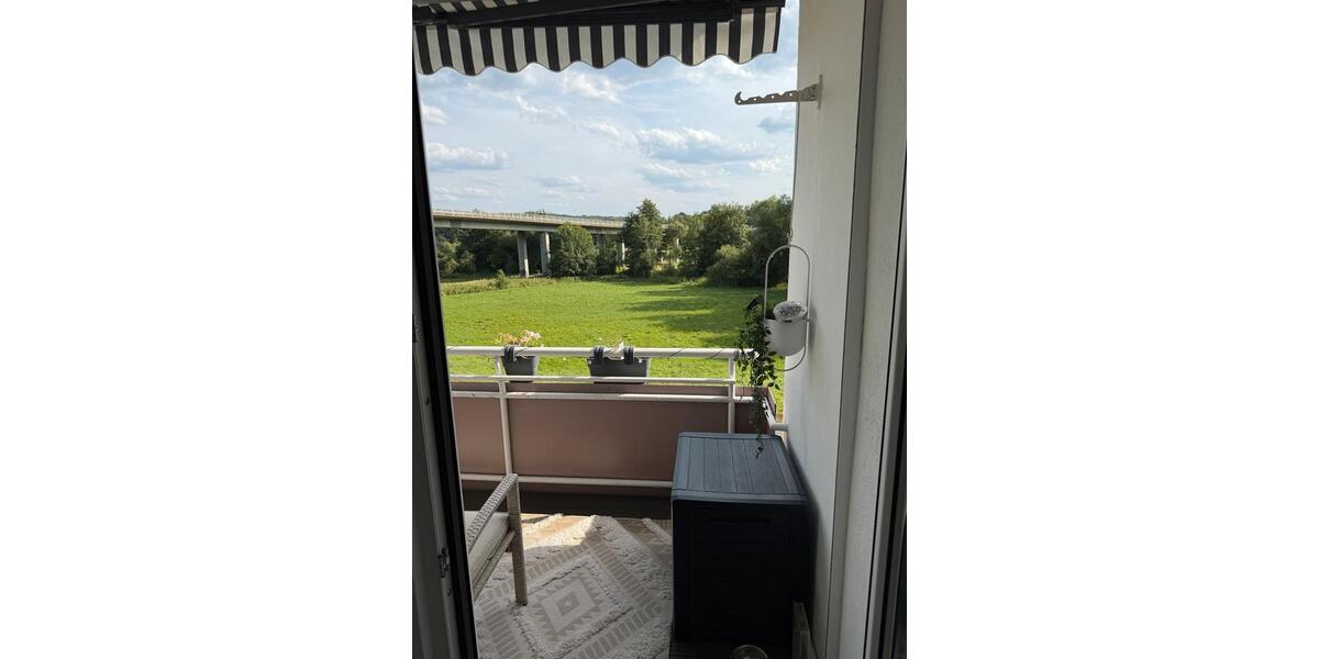 Etagenwohnung Montabaur - 3.5 Zimmer, 84 m&sup2;, 285.000&euro; | Angebot:27063829
