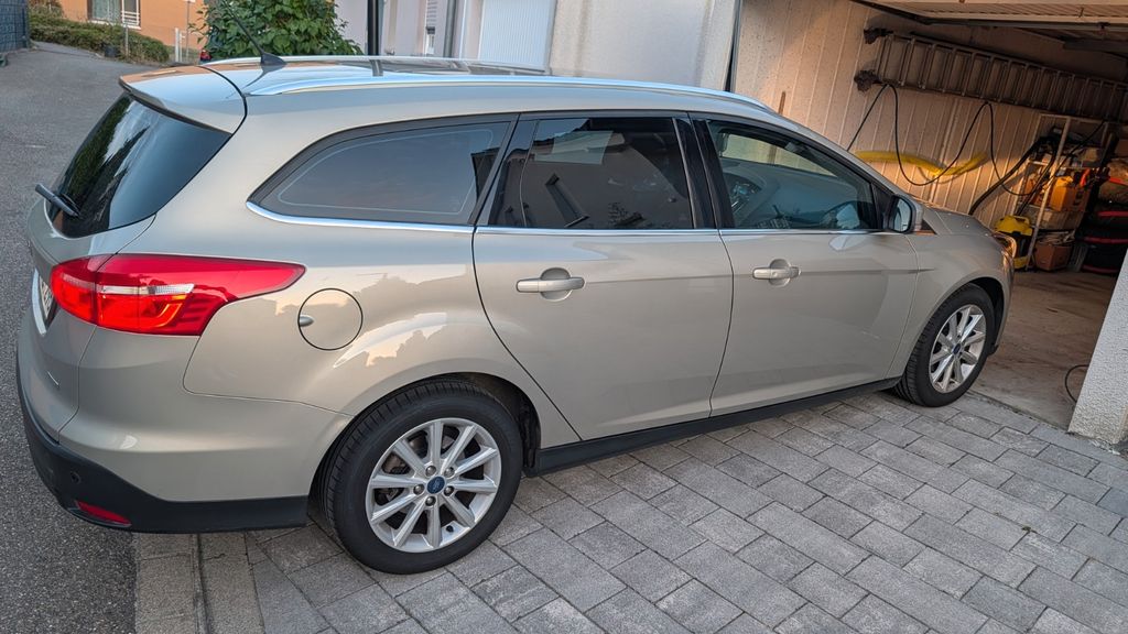 Ford Focus 81.000 km 6.700 &euro; Kenzingen 79341