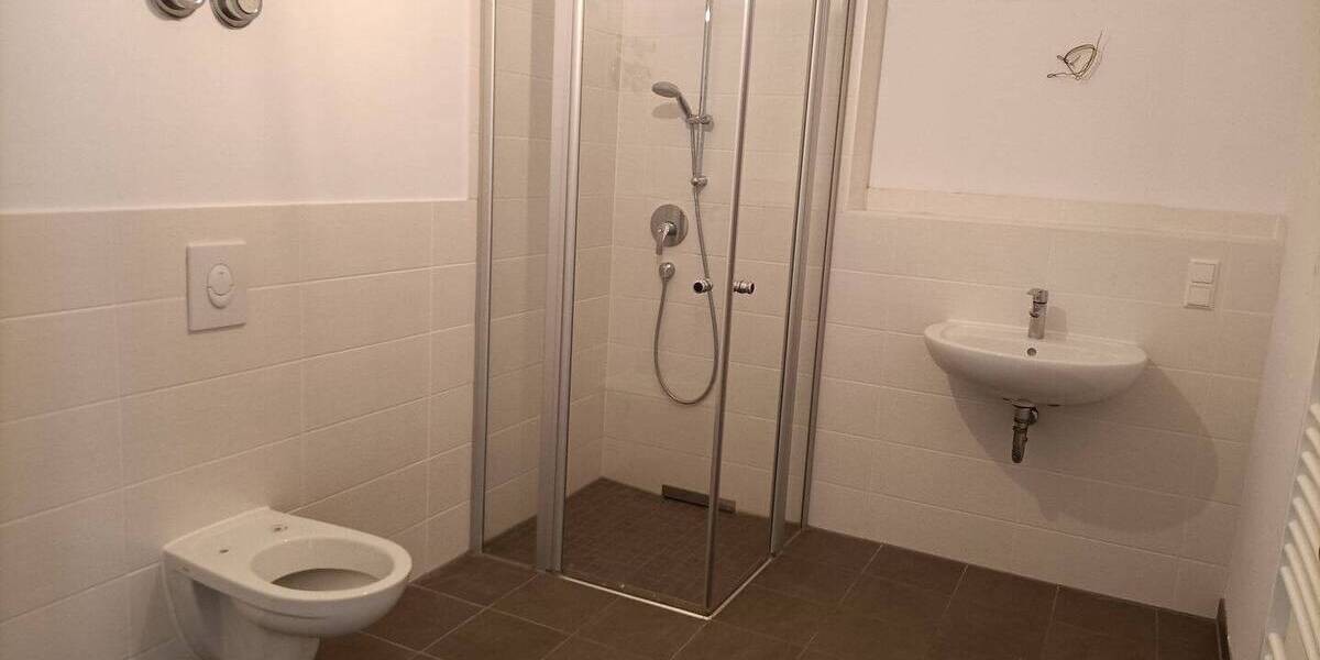 Etagenwohnung Leipzig Gohlis-Nord - 2 Zimmer, 65 m&sup2;, 699&euro; | Angebot:26824395