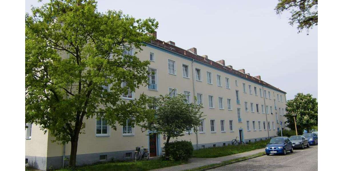 Etagenwohnung Hoyerswerda Altstadt - 3 Zimmer, 66 m&sup2;, 335&euro; | Angebot:26843901