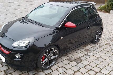 Opel Adam 125.000 km 7.400 &euro; Haag i. OB 83527