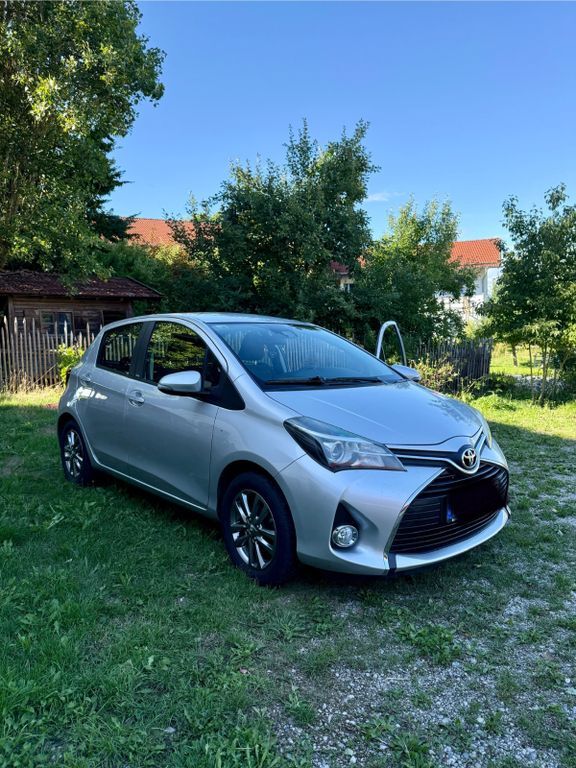 Yaris
