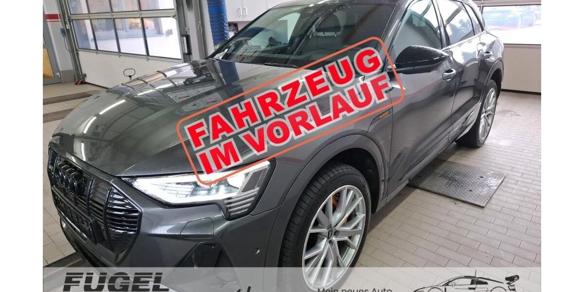 Audi e-tron 42.332 km 35.499 &euro; Chemnitz 09125