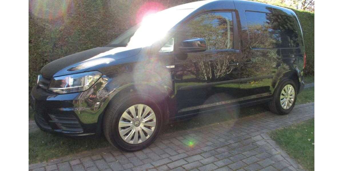 VW Caddy 129.999 km 17.450 &euro; Berlin 13053