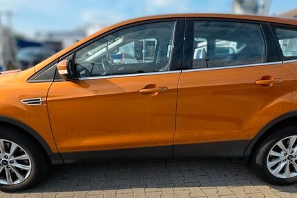 Ford Kuga 109.500 km 11.550 &euro; Östringen 76684