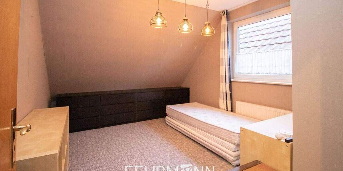 Einfamilienhaus Uelsen - 9 Zimmer, 220 m&sup2;, 444.000&euro; | Angebot:25730253
