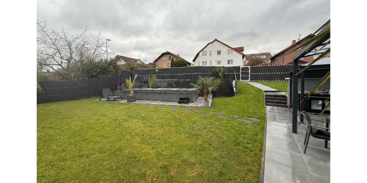 Reihenhaus Baunatal - 7 Zimmer, 225 m&sup2;, 699.000&euro; | Angebot:26857810