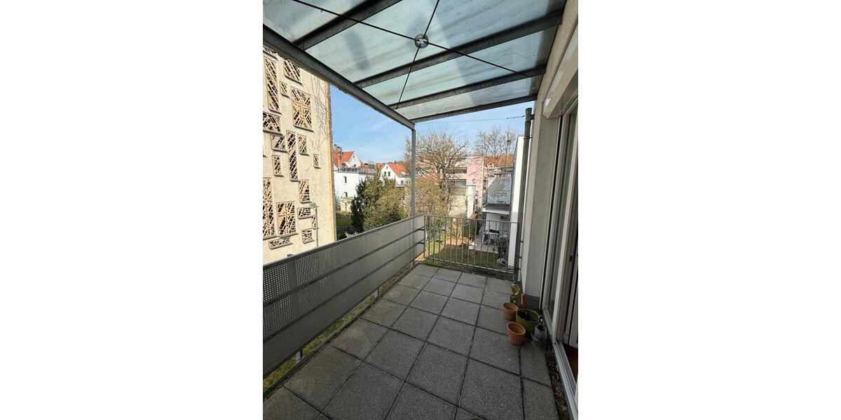 Etagenwohnung Esslingen am Neckar - 2 Zimmer, 56 m&sup2;, 1.000&euro; | Angebot:25415741