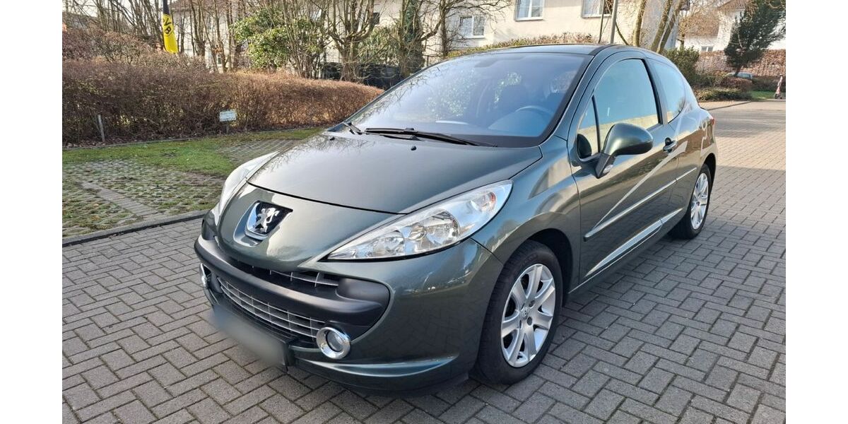 Peugeot 207 132.000 km 2.650 &euro; Dortmund 44263