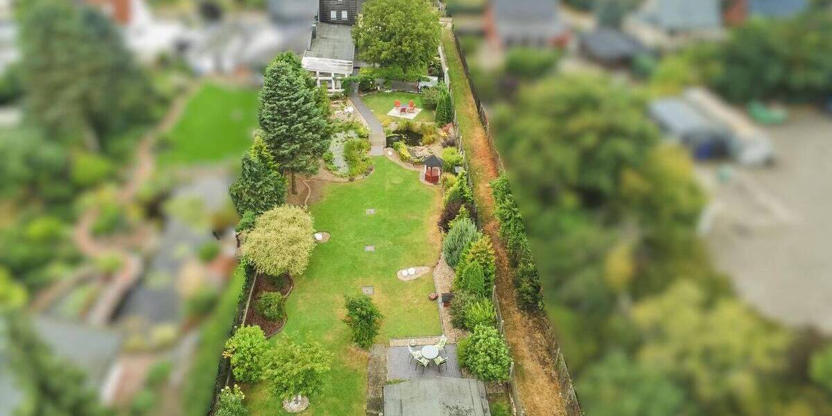 Doppelhaushälfte Salzwedel - 8 Zimmer, 215 m&sup2;, 349.000&euro; | Angebot:25743794