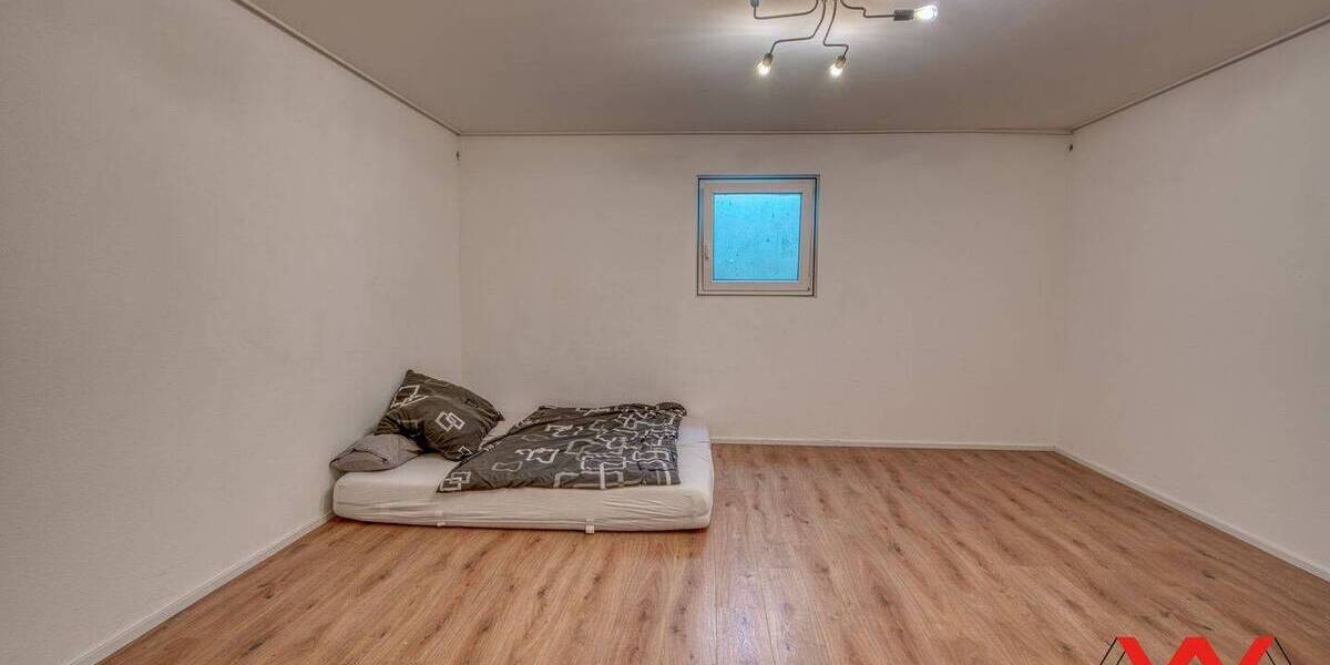Reihenmittelhaus Kirchseeon - 4 Zimmer, 148 m&sup2;, 1.890&euro; | Angebot:26433326