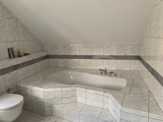Einfamilienhaus Freiburg im Breisgau Betzenhausen - 6 Zimmer, 200 m&sup2;, 920.000&euro; | Angebot:26990157