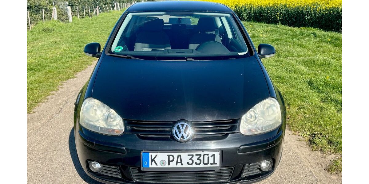 VW Golf 218.000 km 1.590 &euro; Köln 50859
